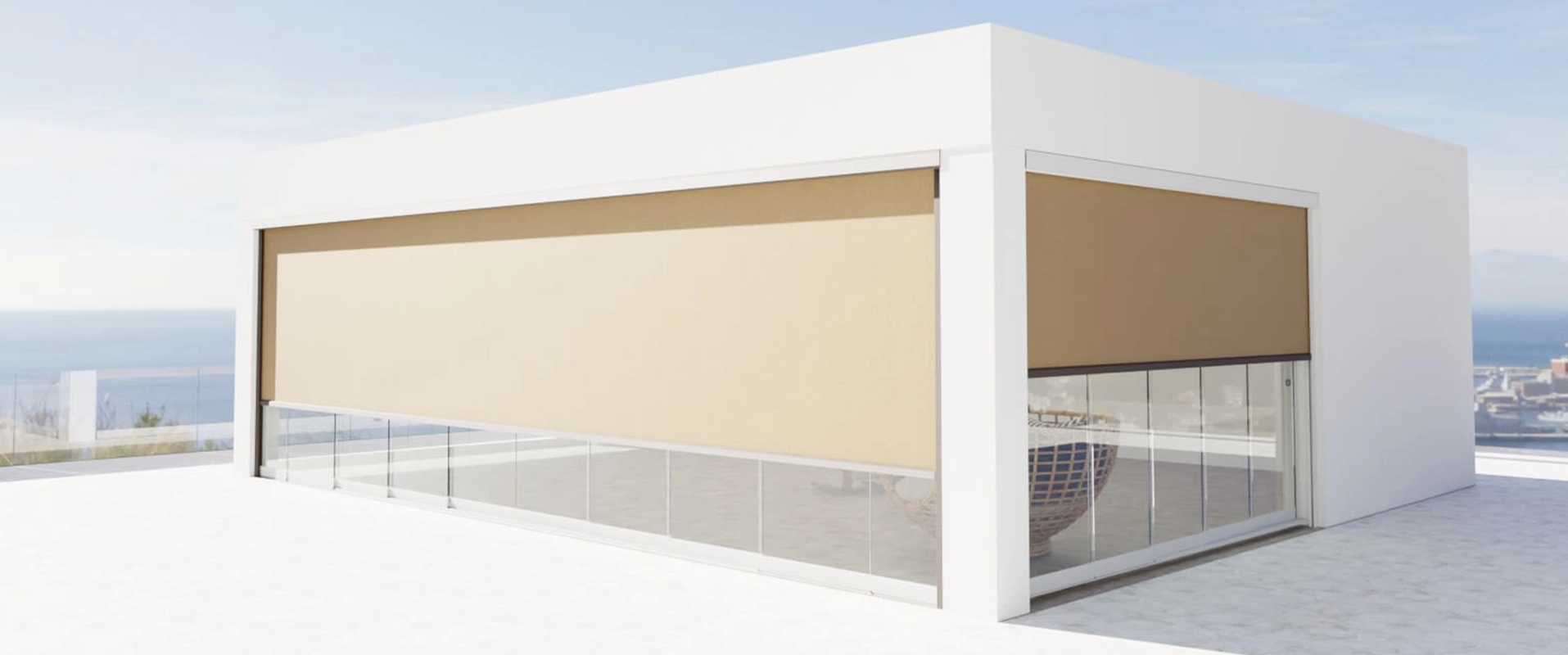 Store Enrouleur Vertical Motorisé extérieur avec coulisses pour guider